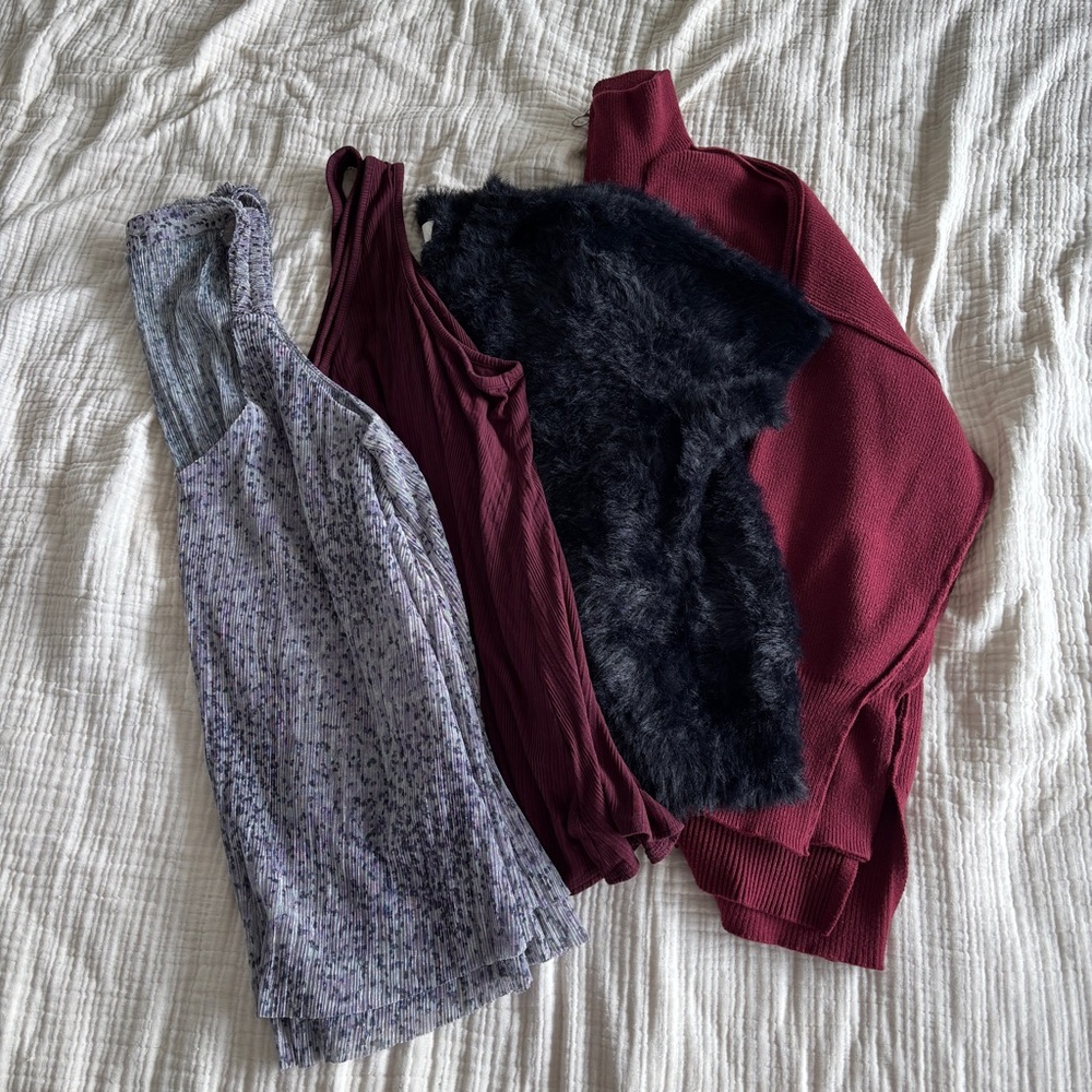 Bundle of 4 Tops